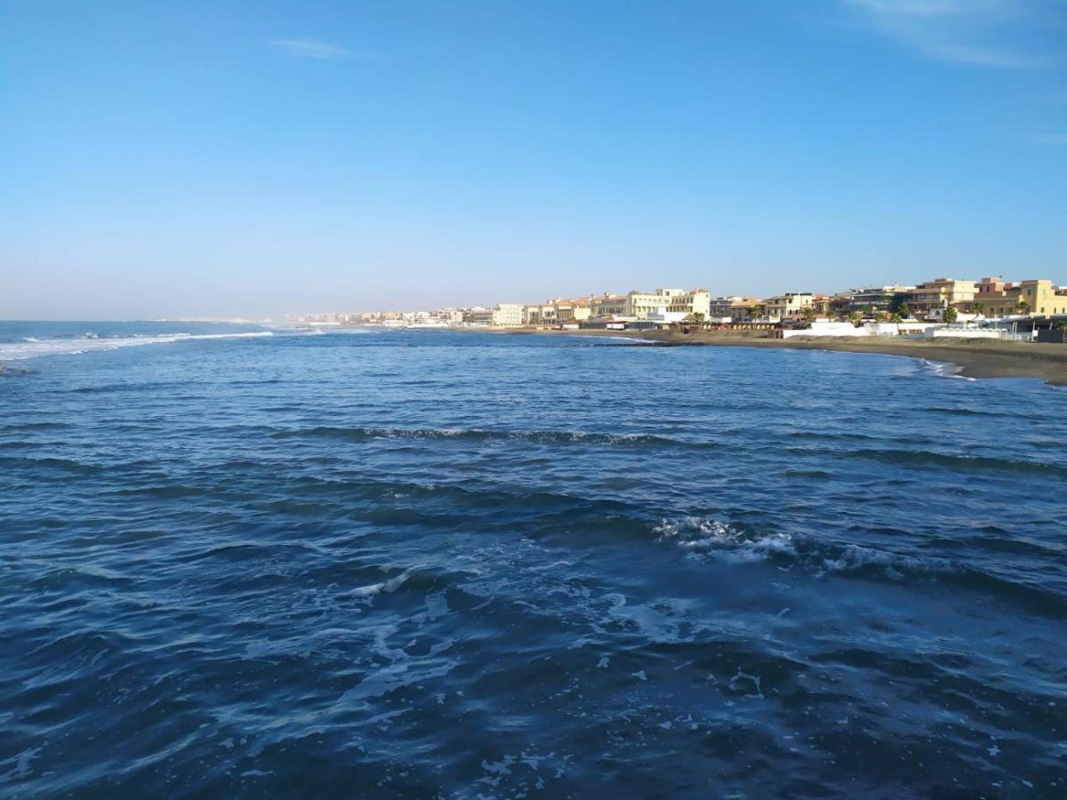 Casa Miamia Per Vacanza, Viaggi Di Lavoro E Smartworking Ostia Buitenkant foto